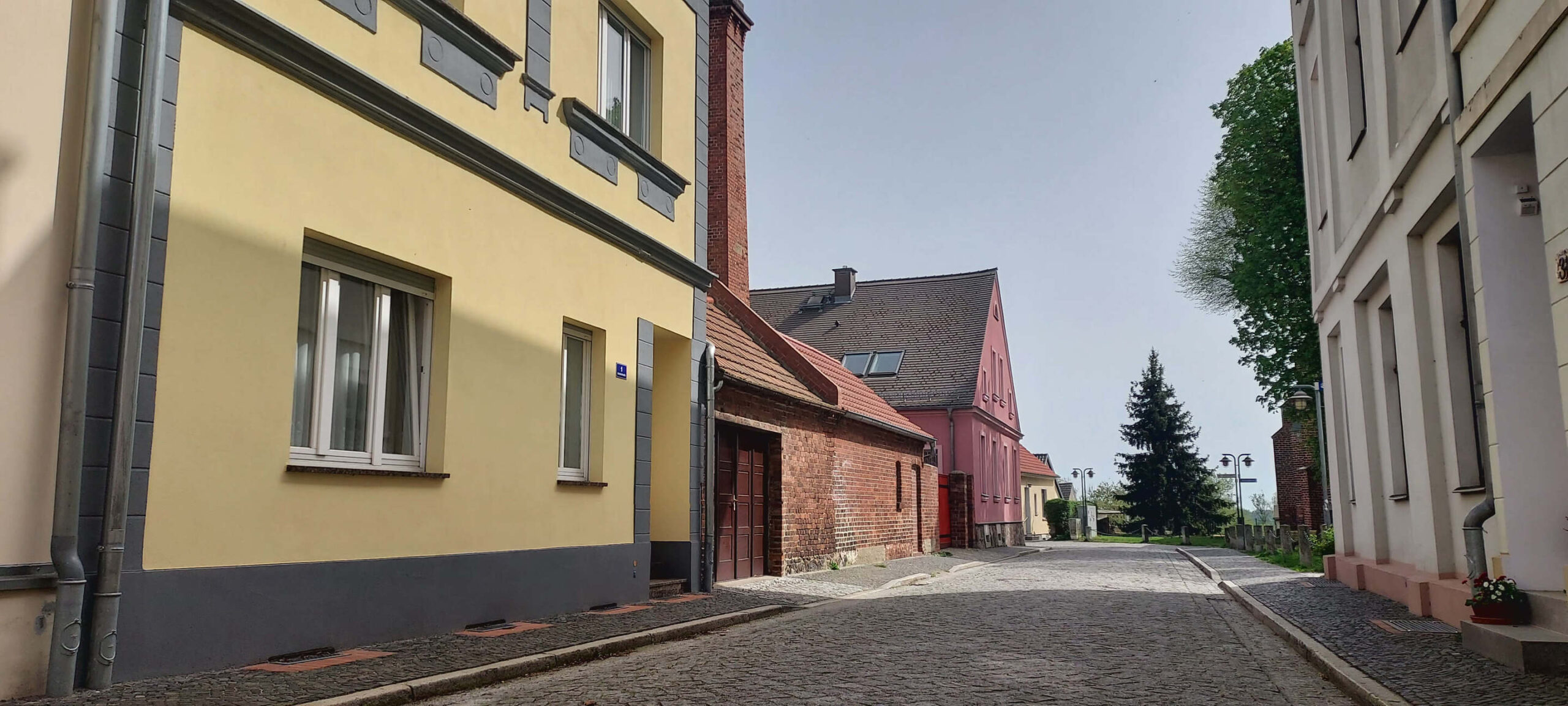 Außenansicht der Ferienwohnung Priewisch in Eisenhüttenstadt, Foto: Kathrin Schilling